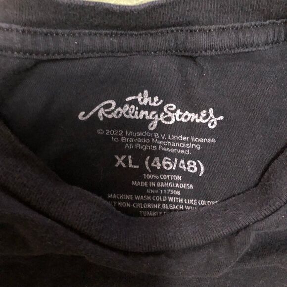 The Rolling Stones Classic Tongue Out Graphic T-Shirt SZ XL; Bling it, Crop it - Picture 3 of 4
